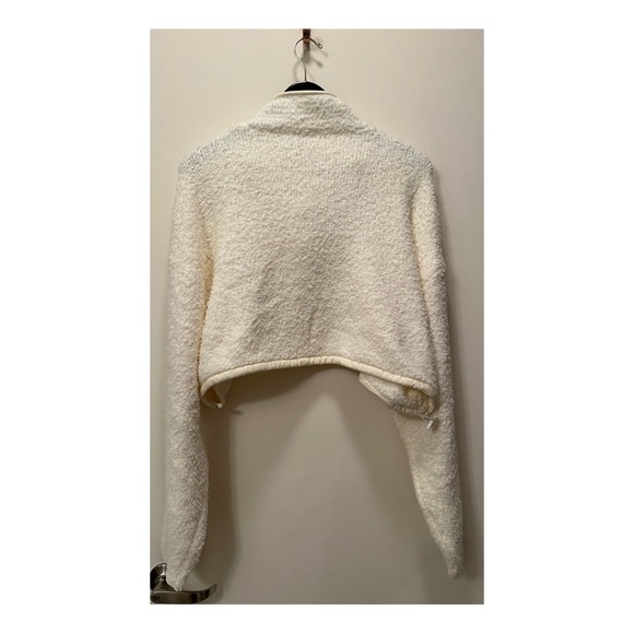 Skims Cozy Knit Cropped Pullover - Picture 3 of 9